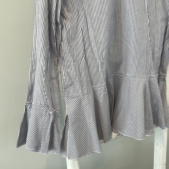 Theory pinstripe Lexandra peplum ruffle long sleeve tunic large - Picture 6 of 9